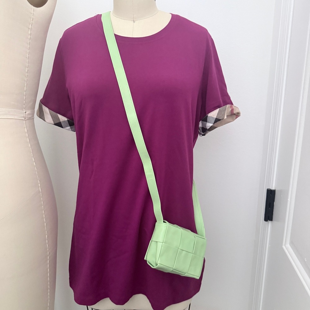 Bottega Veneta Cassette Wallet on Strap Green Maxi Intrecciato Leather 667048 - Picture 16 of 16